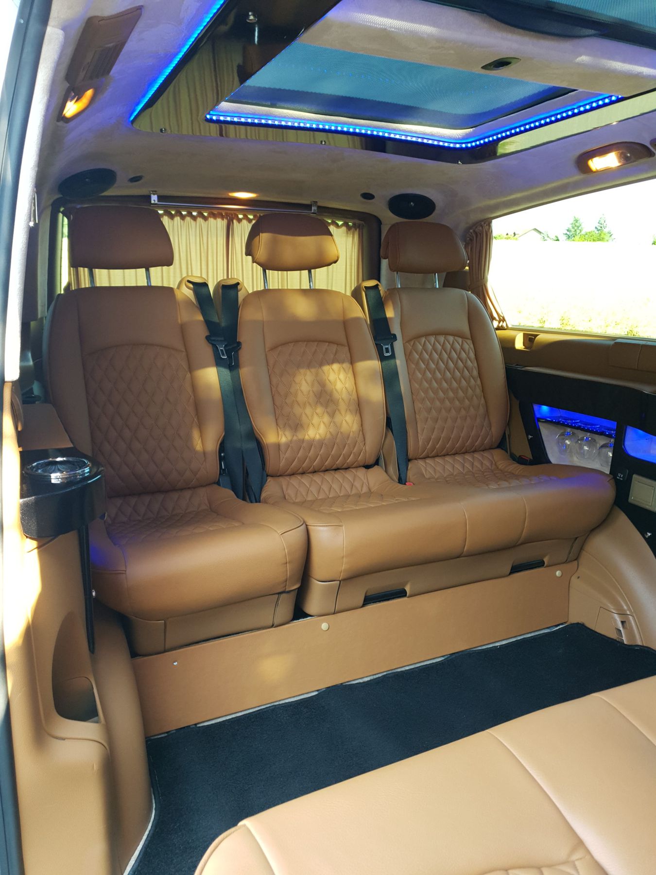 Mercedes V-Class EKA Services