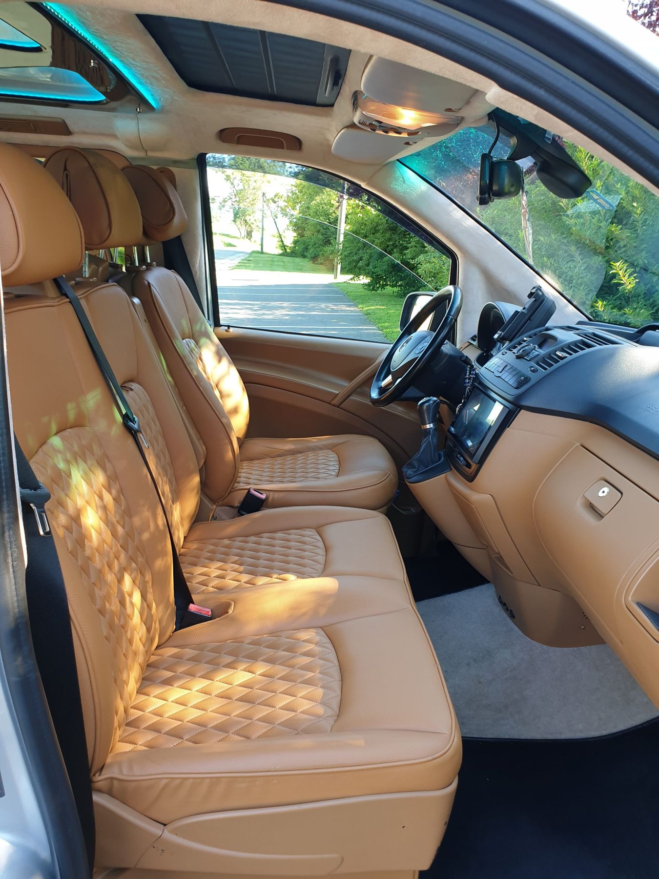 Mercedes V-Class EKA Services
